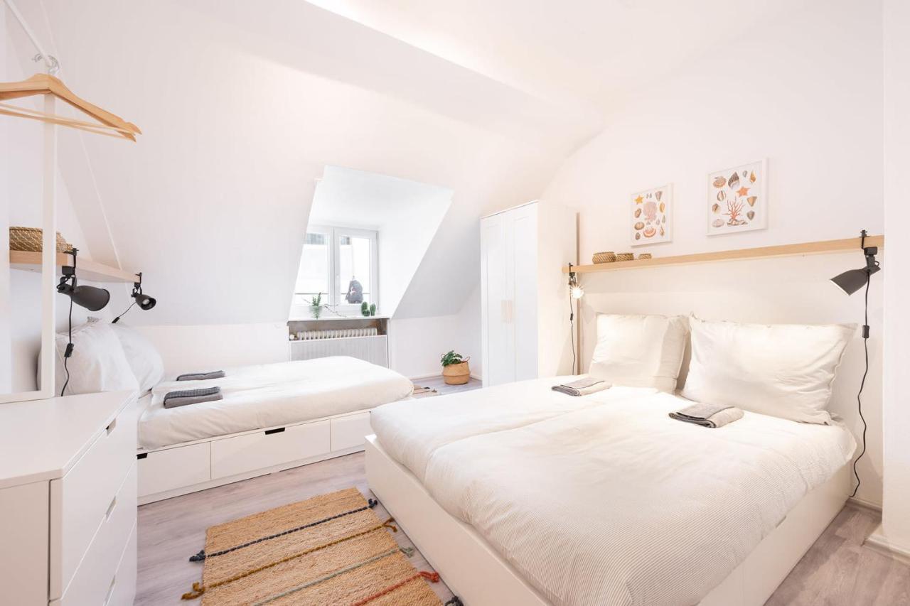 2 Bedroom Top Floor Apartment Direct On Marienplatz Munique Exterior foto